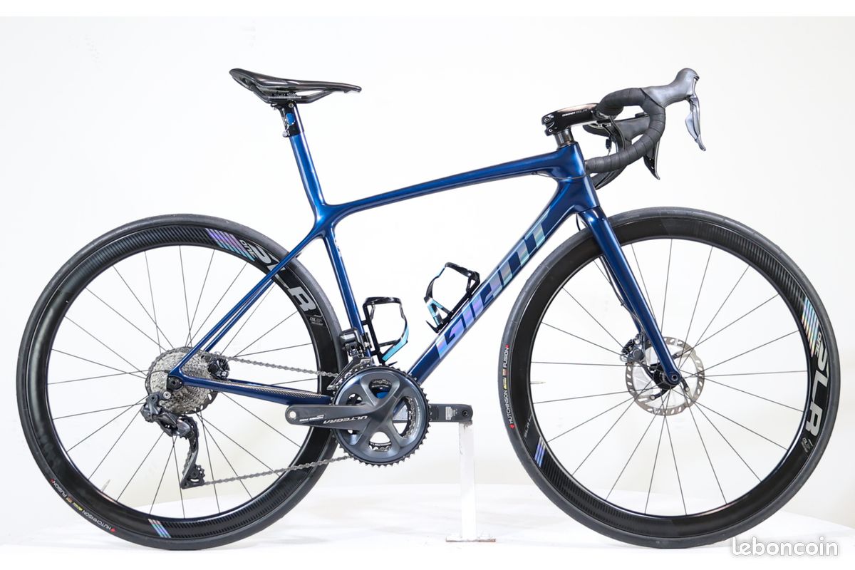 GIANT Tcr Advanced SL1 Disc Ultegra Di2, vélo de route / course en carbone, taille ML, Livraison