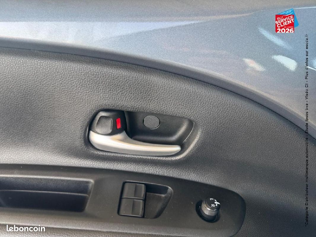Toyota Aygo X 1.0 VVT-i 72ch Design MY24 (image 19)