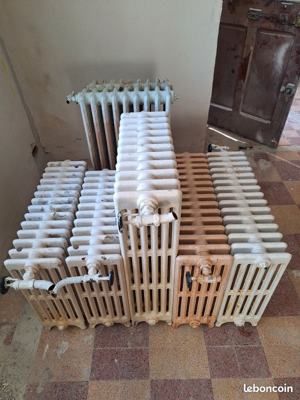 Radiateur en fonte année 60 (image 2)