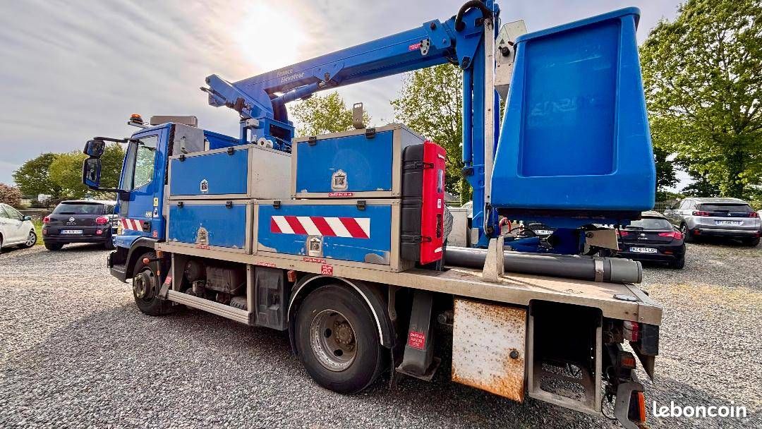 Iveco ml100e18k porteur eurocargo 100e18 nacelle 14 metres 4x2 2010 (image 5)