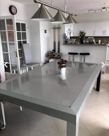 Billard Français CHEVILLOTTE Blanc – Moderne, Très Bon état – Tables + Billes