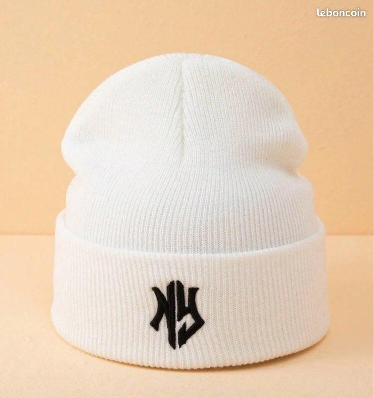 Bonnet blanc (image 1)