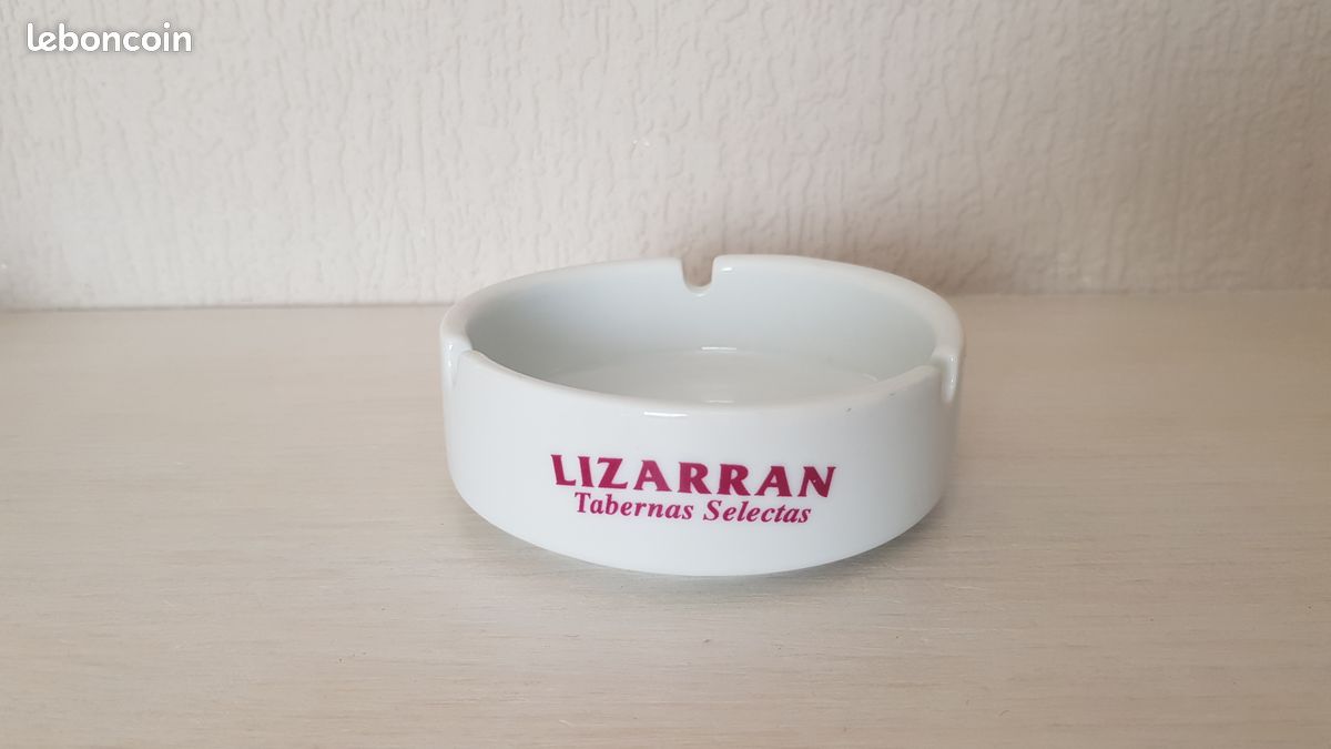 Cendrier céramique vintage LIZARRAN – déco bar (image 1)
