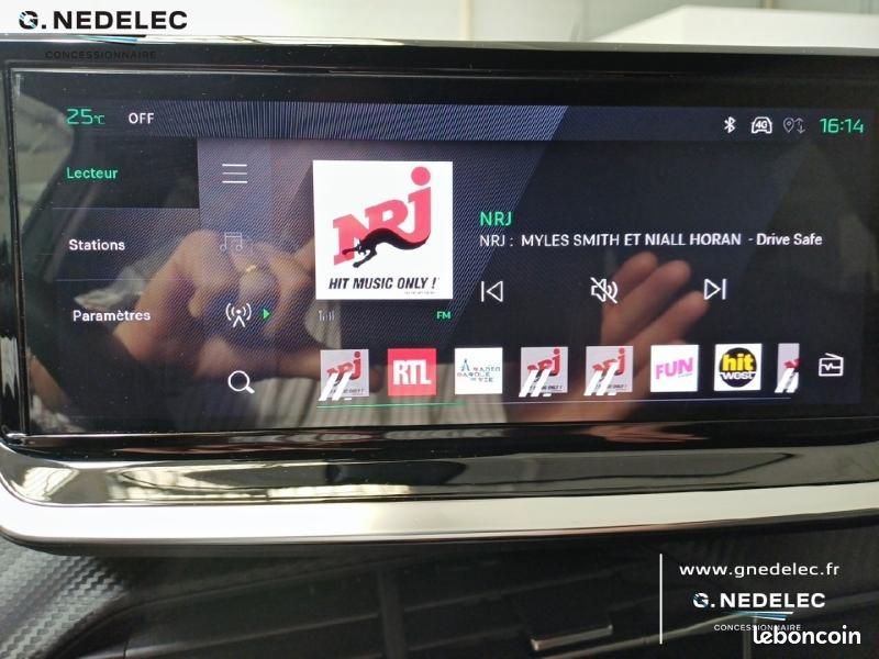 Peugeot 2008 1.2 PureTech 100ch S&S Allure (image 14)