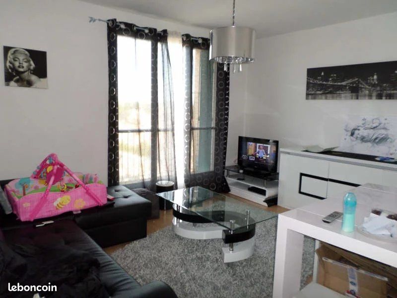 Appartement 3 pièces 57 m² · à Sorgues · 57 m² · 65 000 €