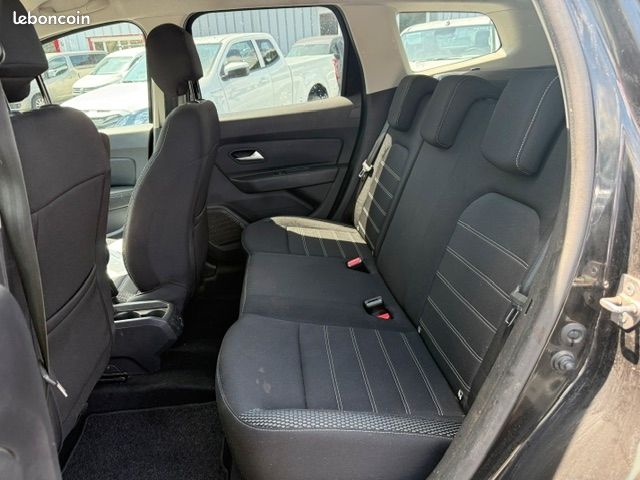 Dacia DUSTER 1.5 BLUE DCI 115CH PRESTIGE 4X4 (image 11)