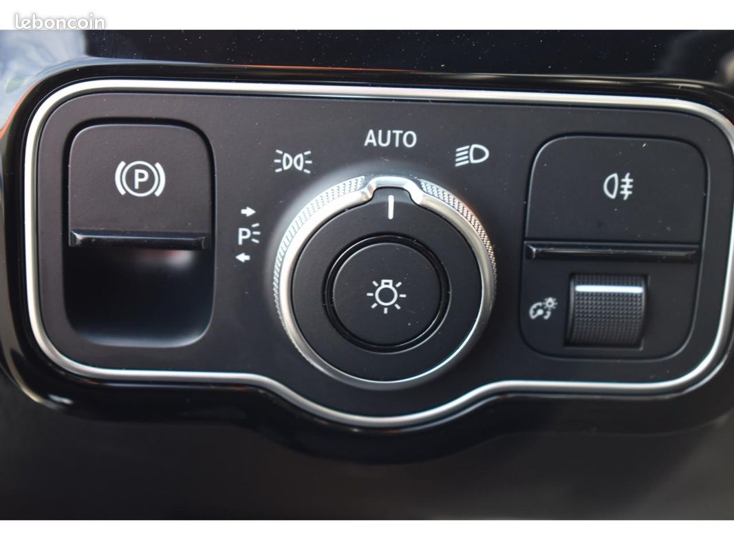 MERCEDES CLA 180 d 8G-DCT Progressive Line (image 21)
