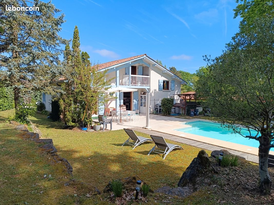 Maison 6 pièces 140 m² · à Mont-de-Marsan · 140 m² · 336 000 €