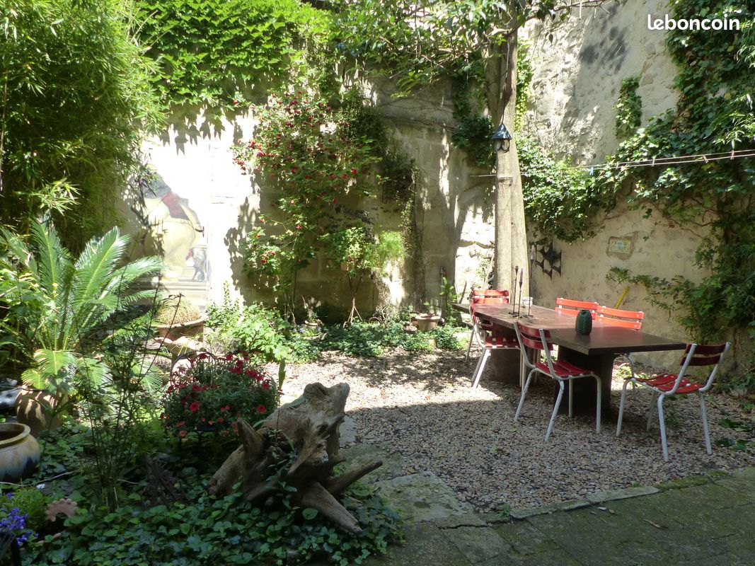 Maison 5 pièces 130 m² · à Arles · 130 m² · 1 100 €