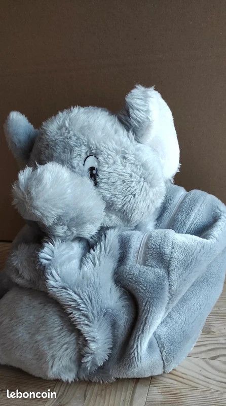 Sac à dos peluche éléphant (image 1)