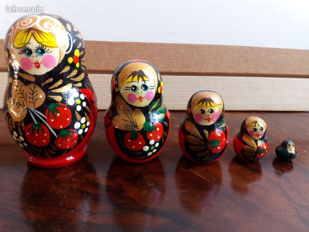 5 Poupées russes H15 peintent signée Matriochka Gigogne MARIAGE Nested