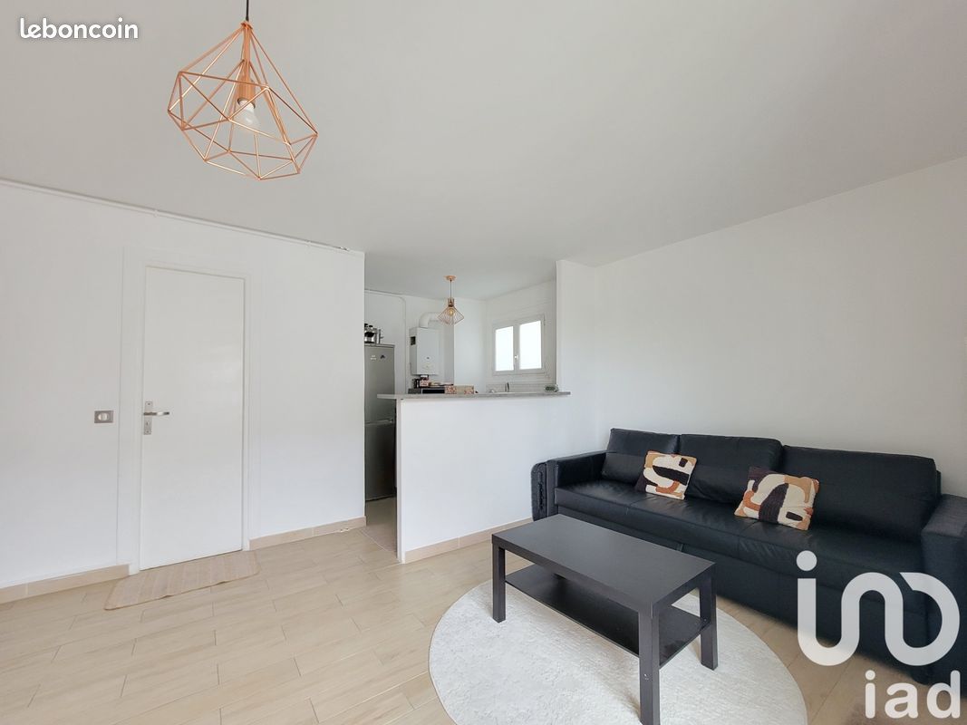 Studio 1 pièce 25 m² (image 3)