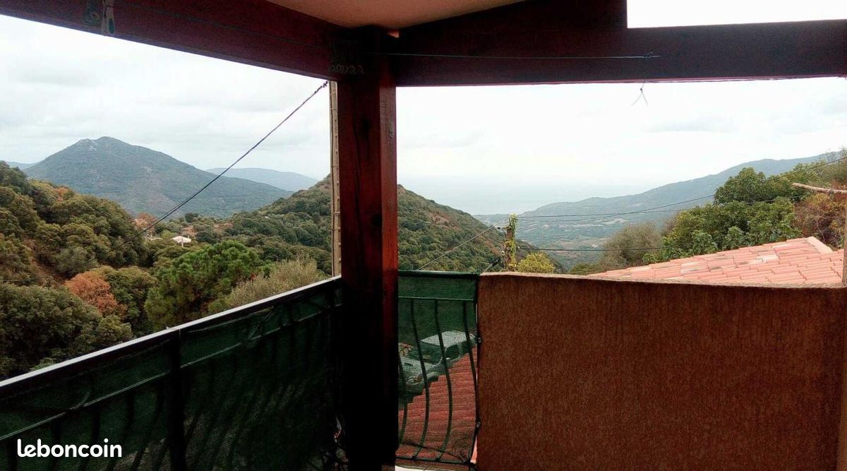 Maison 8 pièces 198 m² · à Santa-Maria-Figaniella · 198 m² · 380 000 €