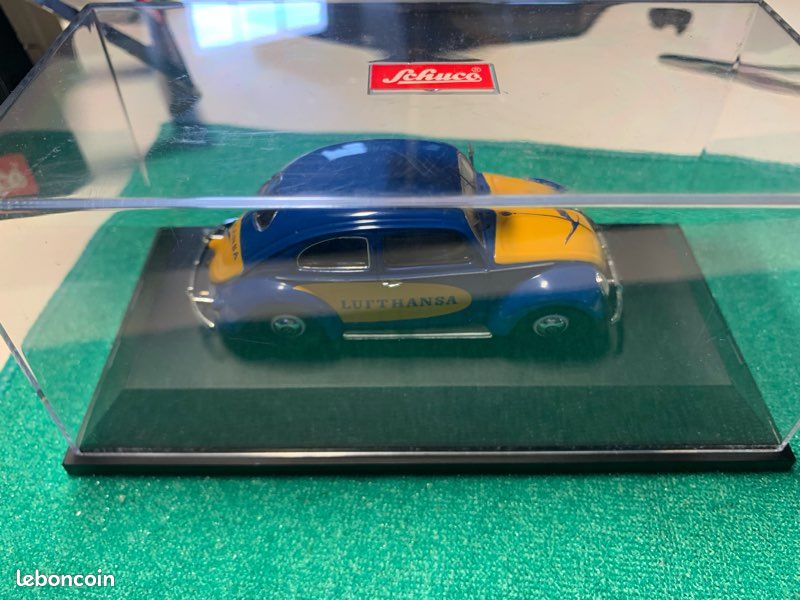 Miniature Schuco 1/43 VW Brezelkäfer Lufthansa
