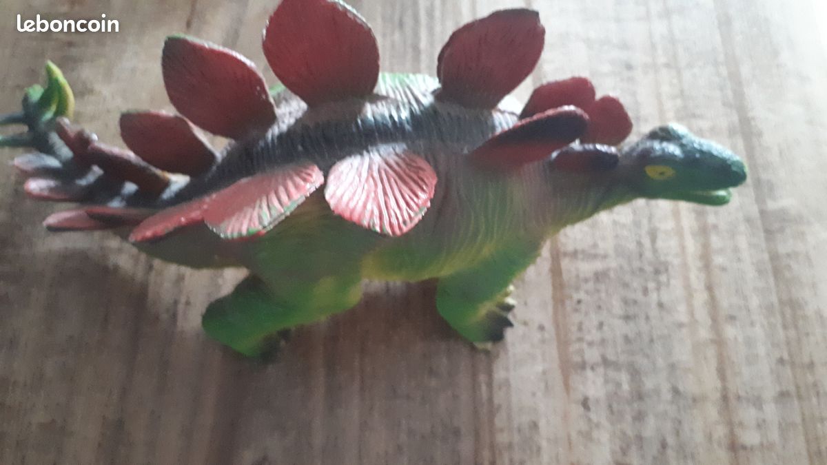 Figurine dinosaure (image 1)