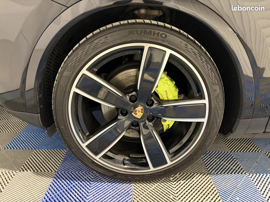 PORSCHE CAYENNE E-Hybrid 3.0 V6 462 ch Tiptronic BVA S (image 18)