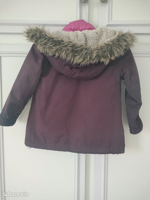 Manteau doudoune hiver 4-5 ans (image 3)
