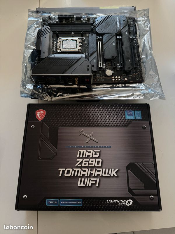 Quelle carte mère choisir pour l’Intel Core i9-7960X
