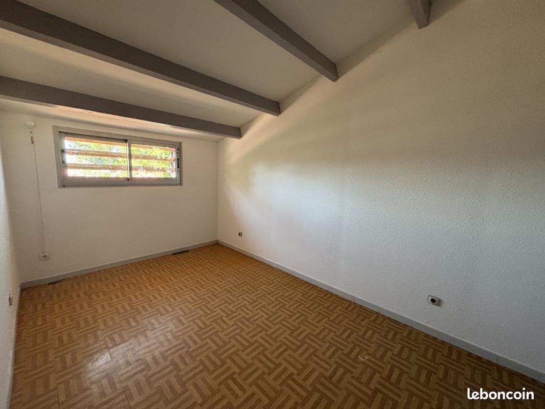 Maison 6 pièces 121 m² · à Venelles · 121 m² · 495 000 €