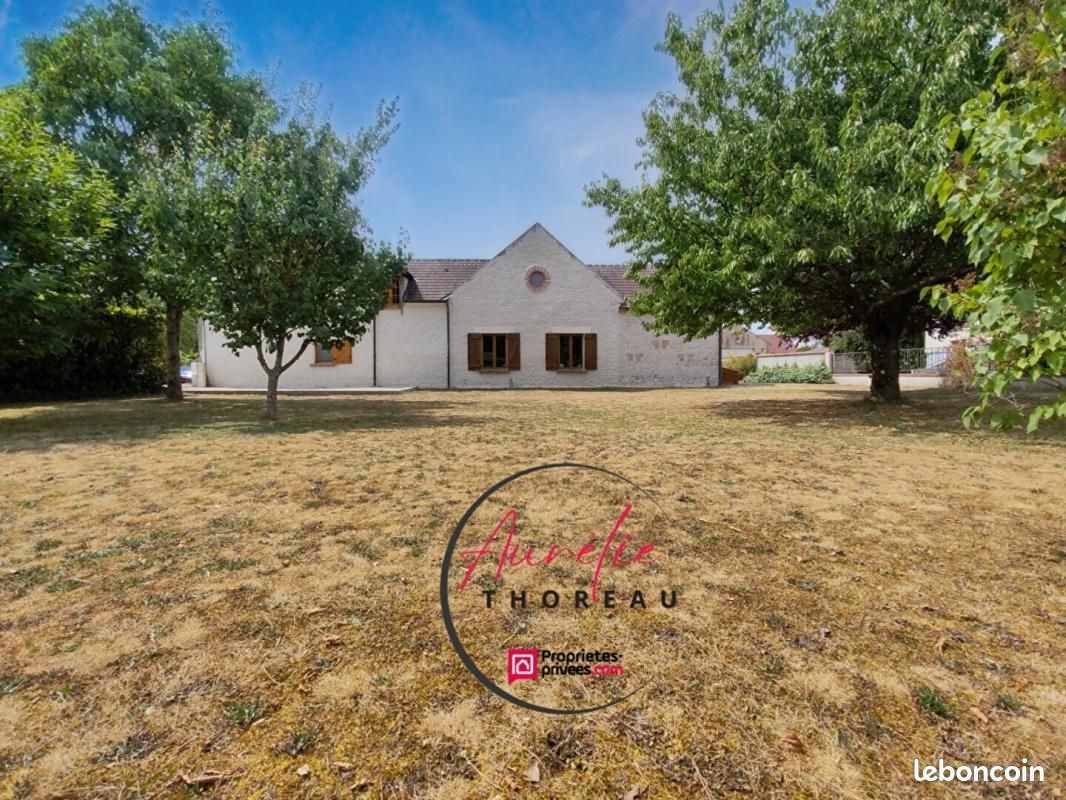 Maison 7 pièces 224 m² · à Neuville-aux-Bois · 224 m² · 319 900 €
