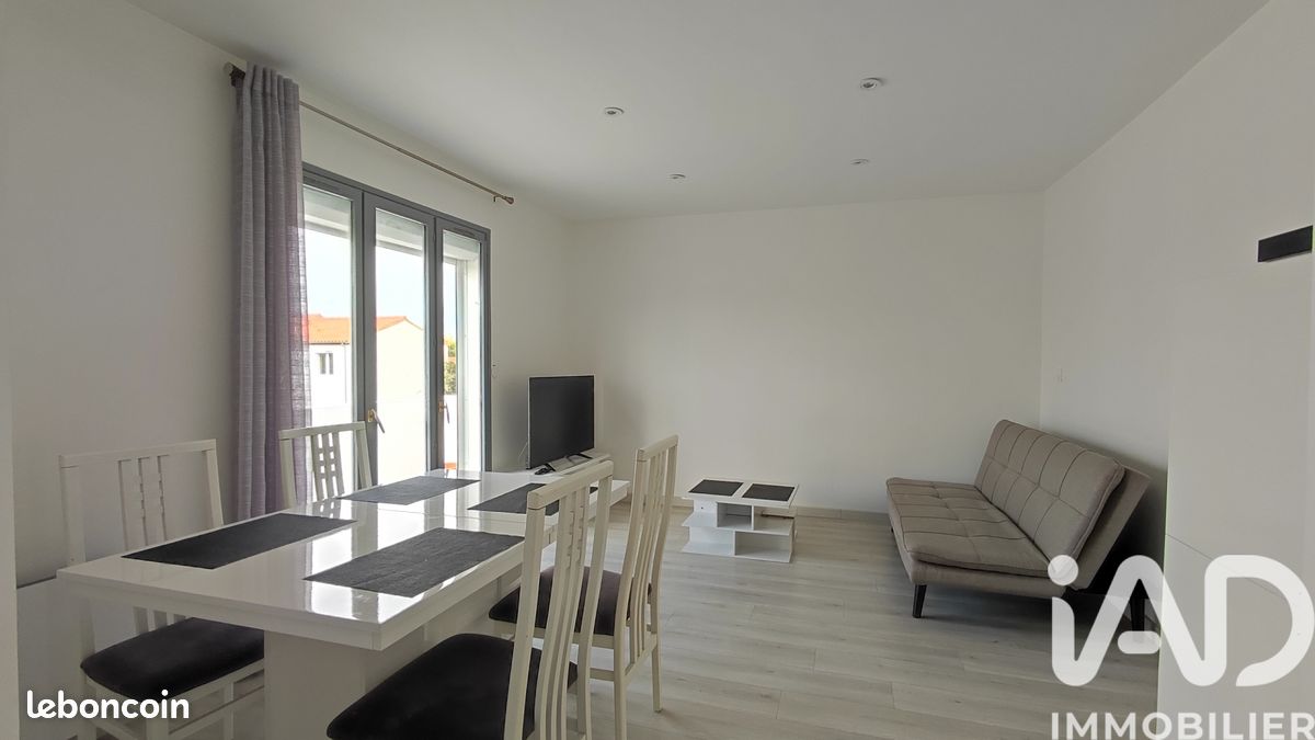 Maison 5 pièces 115 m² · à Nieul-sur-Mer · 115 m² · 315 000 €