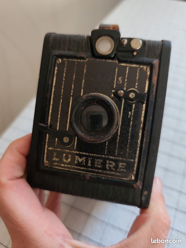 Ancien appareil photo Lumière vintage collection - Collection