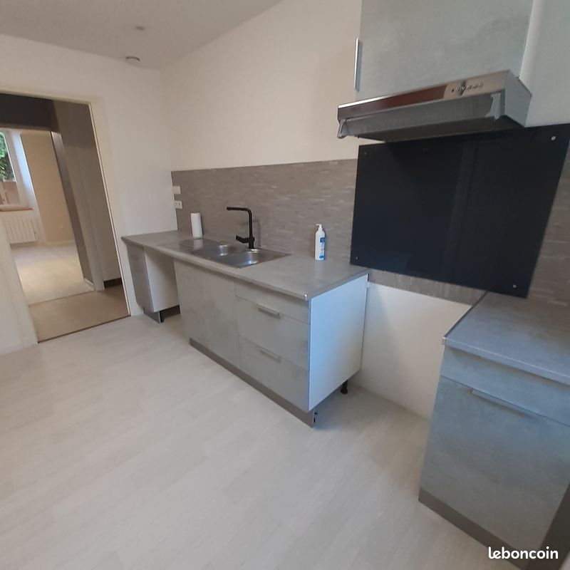 Appartement 3 pièces 70 m² · à Valserhône · 70 m² · 990 €/mois