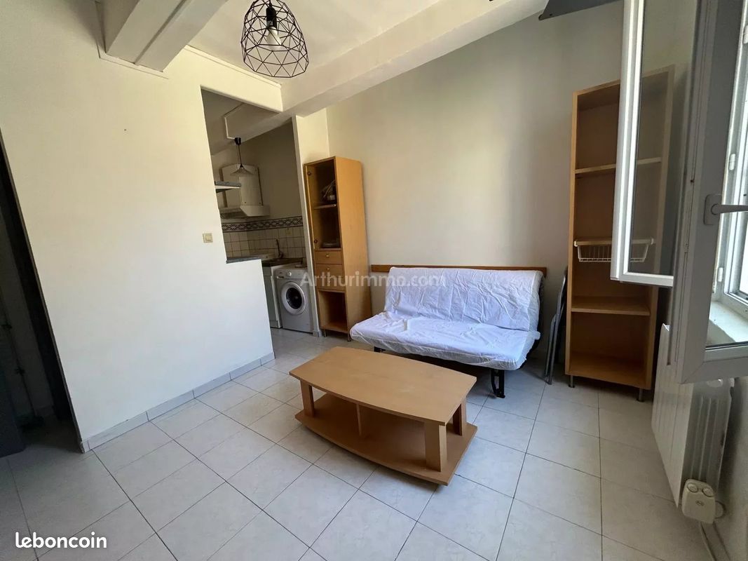 Appartement 1 pièce(s) 22 m²à louer Aubagne