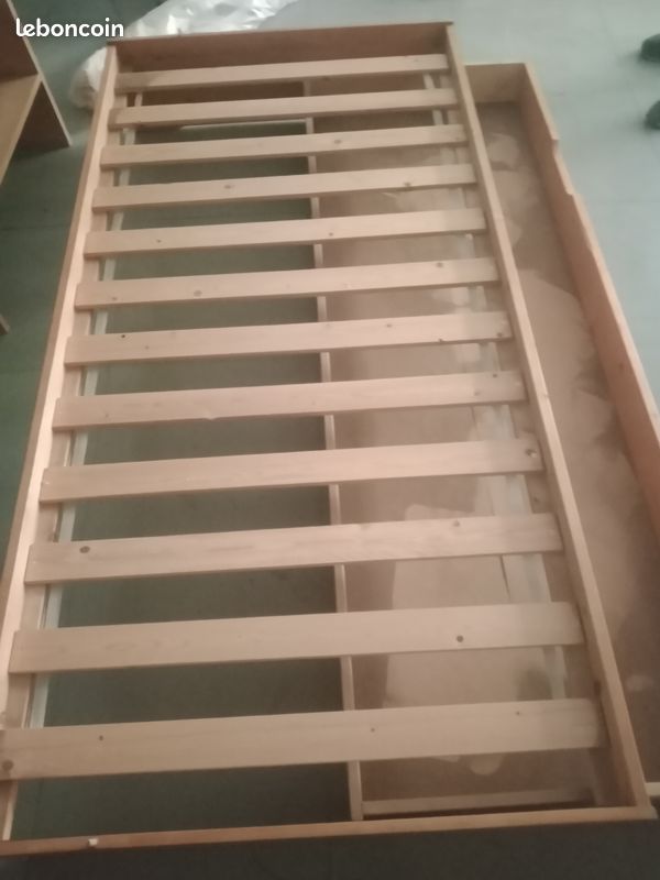 2 lits simples en bois (image 3)