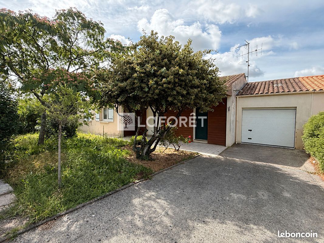 Maison 5 pièces 96 m² · à Saintes · 96 m² · 282 000 €