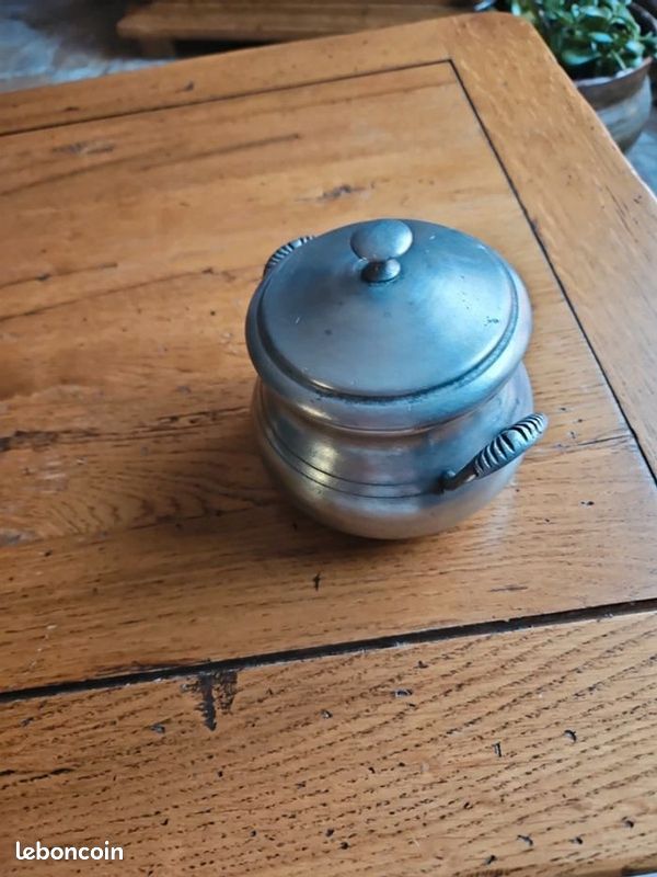 Petite bonbonnière vintage étain (image 2)