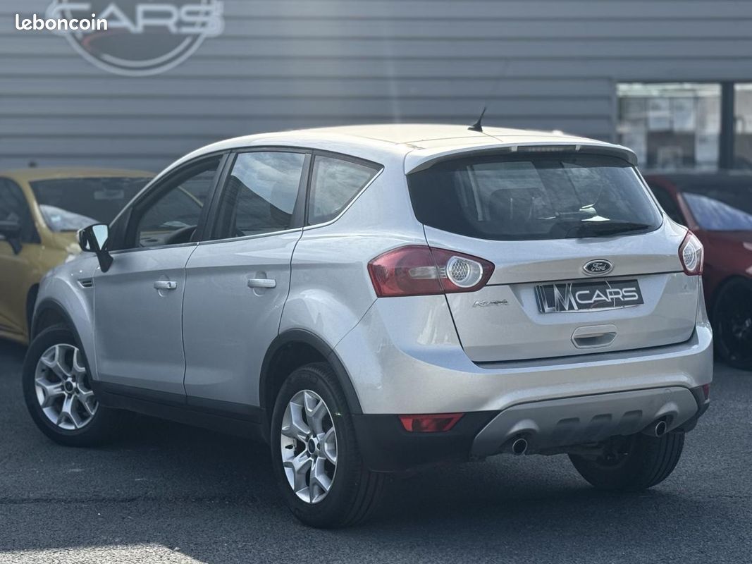 FORD KUGA 2.0 TDCi 140 4x2 Titanium (image 8)