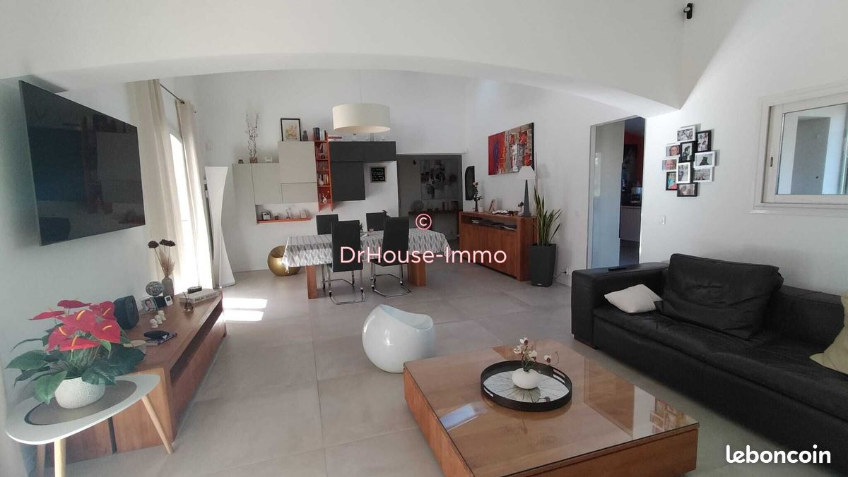 Maison 6 pièces 166 m² · à Carqueiranne · 166 m² · 1 240 000 €