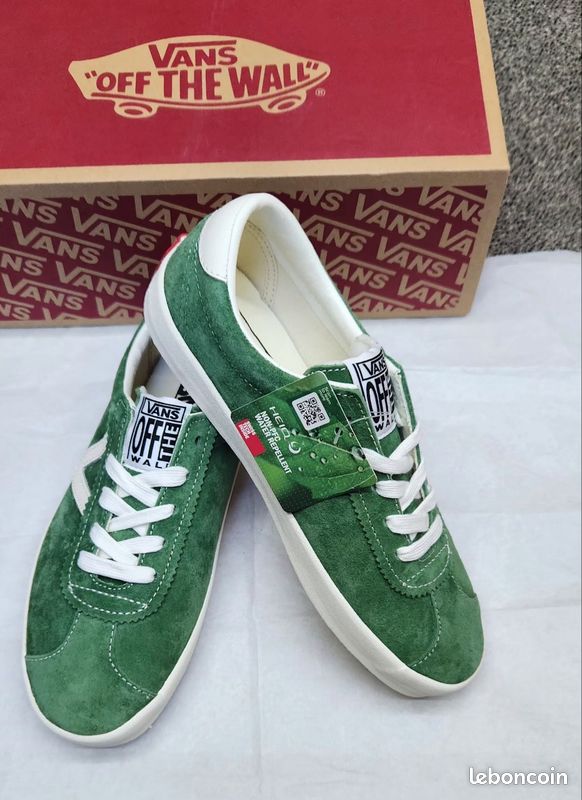 Baskets mixtes Vans sport low vert et blanc taille 38 neuves (image 1)
