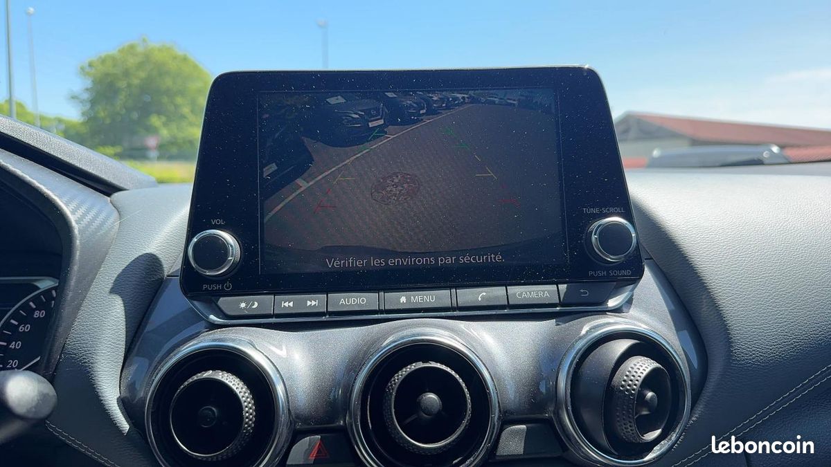 Nissan Juke II DIG-T 114 DCT7 N-Connecta 5p (image 15)