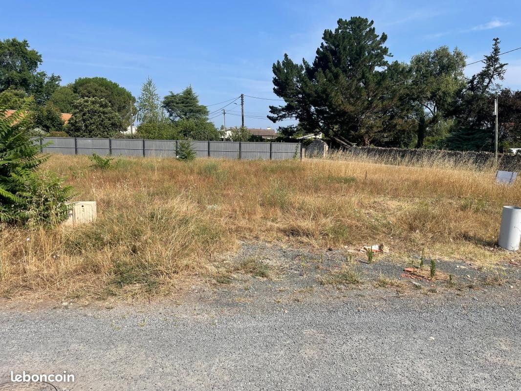 Terrain 408 m² Preignac · 58 000 €