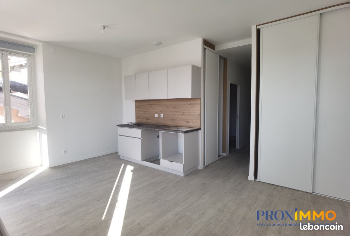 Appartement 2 pièces 40 m² · à Voiron · 40 m² · 625 €