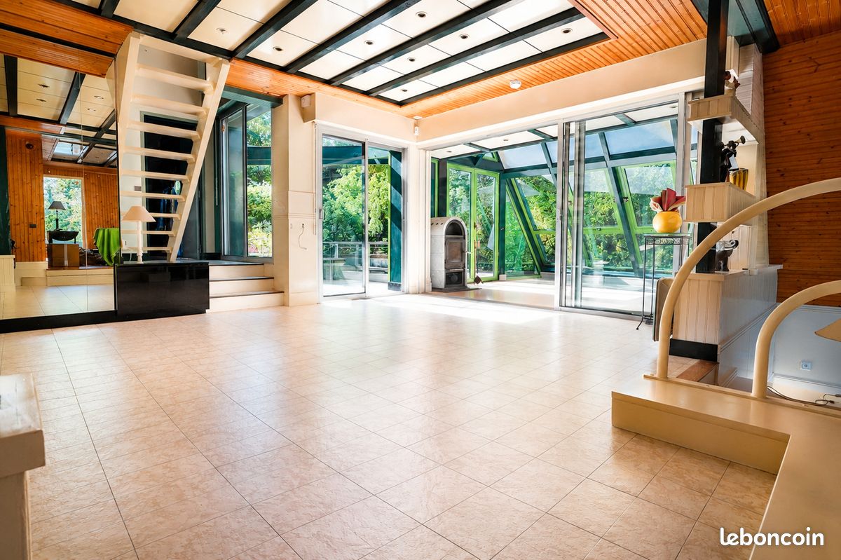 Maison 4 pièces 162 m² · à Trangé · 162 m² · 265 000 €