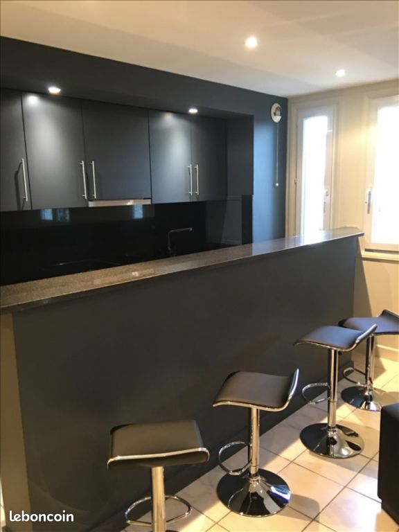 Appartement 3 pièces 70 m² · à Écully · 70 m² · 1 246 €