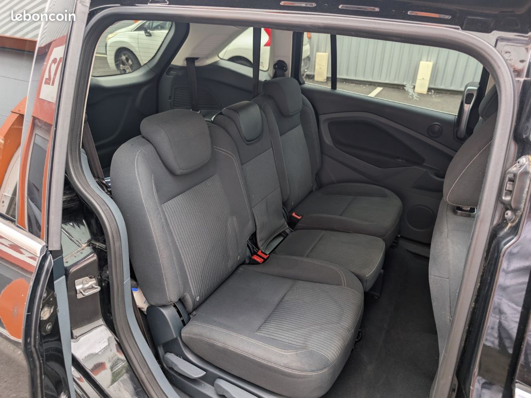 FORD C-MAX 1.6 TDCI 115 FAP SS Business Nav 7 PLACES (image 16)