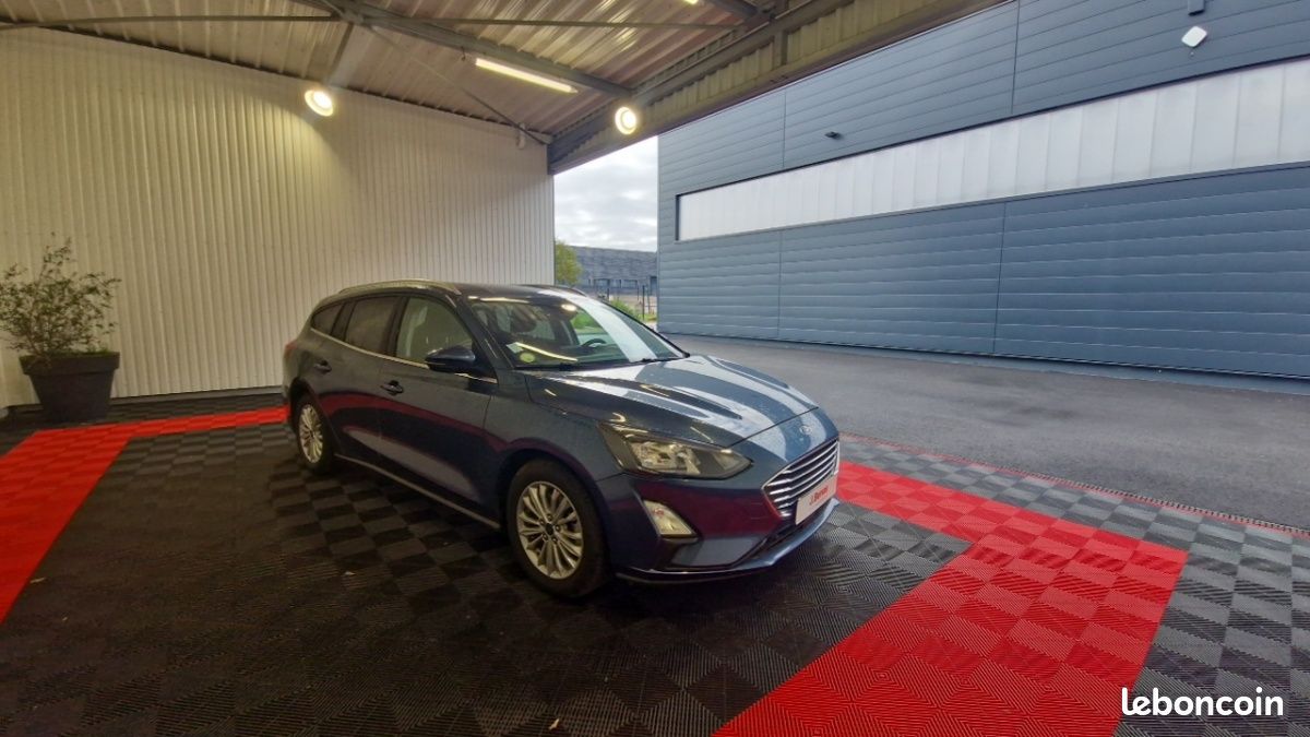 Ford Focus SW 1.5 ECOBLUE 120 SS TITANIUM X (image 3)