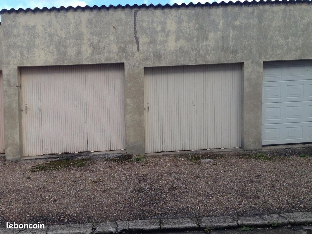 Parking 12 m² · à Fécamp · 12 m² · 55 €/mois