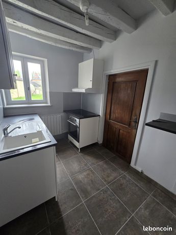 Location maison mitoyenne renovee en duplex t3
