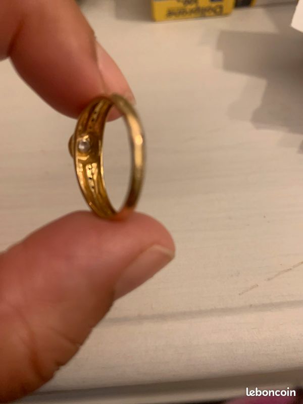 Bague 18 carats incrustée de diamants véritables (image 7)