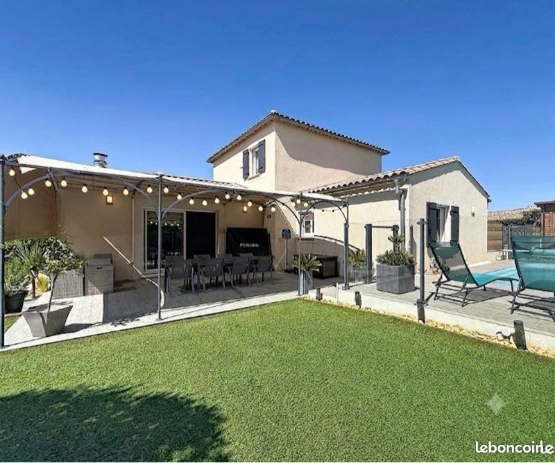 Maison 7 pièces 125 m² · à Saint-Laurent-des-Arbres · 125 m² · 370 000 €