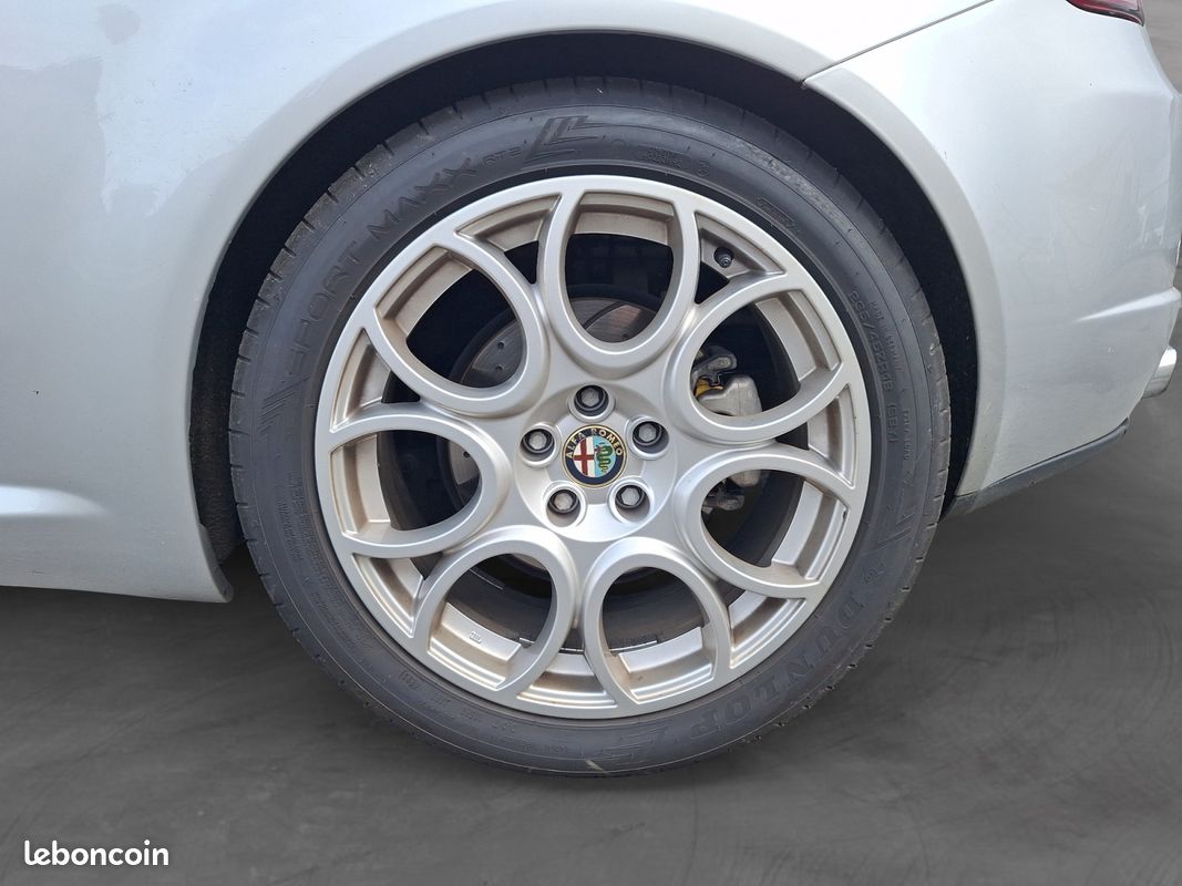 ALFA ROMEO SPIDER 3.2 V6 JTS Q4 260ch CABRIOLET - 77 400 km - Garantie 12 mois (image 17)