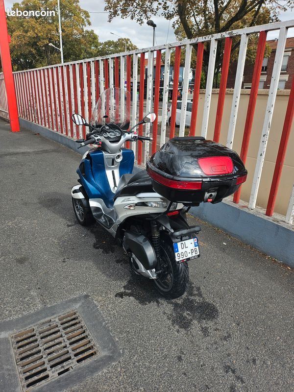 Scooter Piaggio MP3 Yourban 300cc – Année 2014 – 52 000 km (image 4)