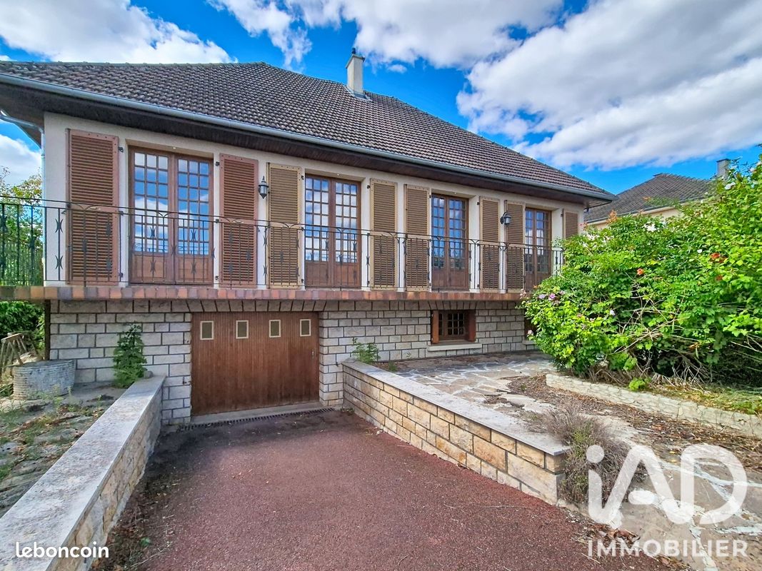 Maison 5 pièces 115 m² · à Trévol · 115 m² · 164 700 €