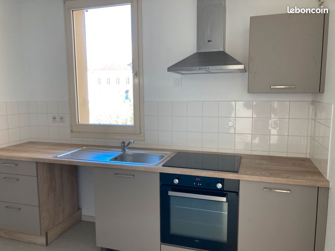 Appartement a louer lons-le-saunier - 3 pièce(s) - 50 m2 - Surfyn
