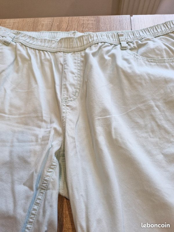 Pantalon vert pale (image 2)